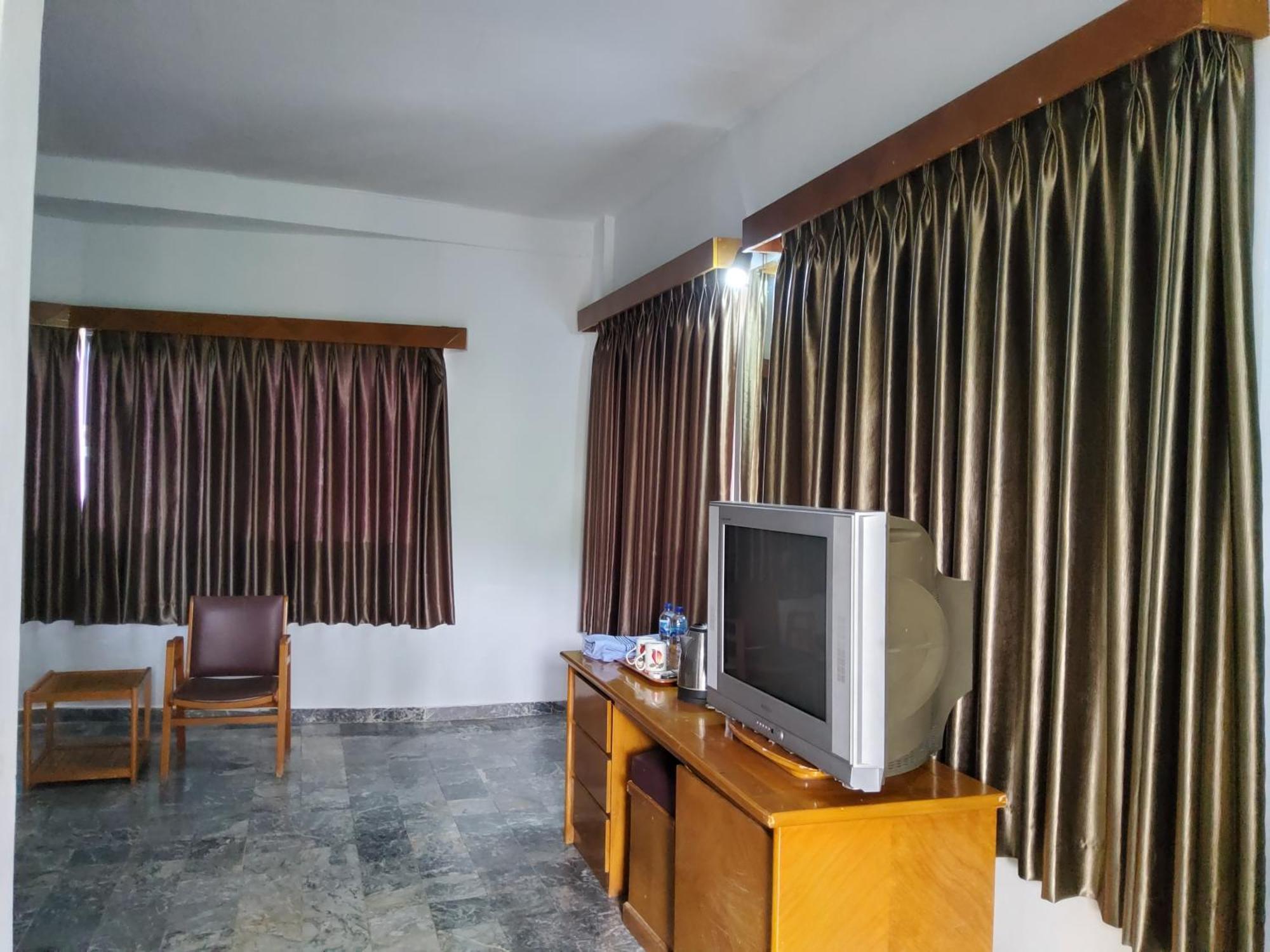 Hotel Kumala Samudra Cikakak Exterior photo